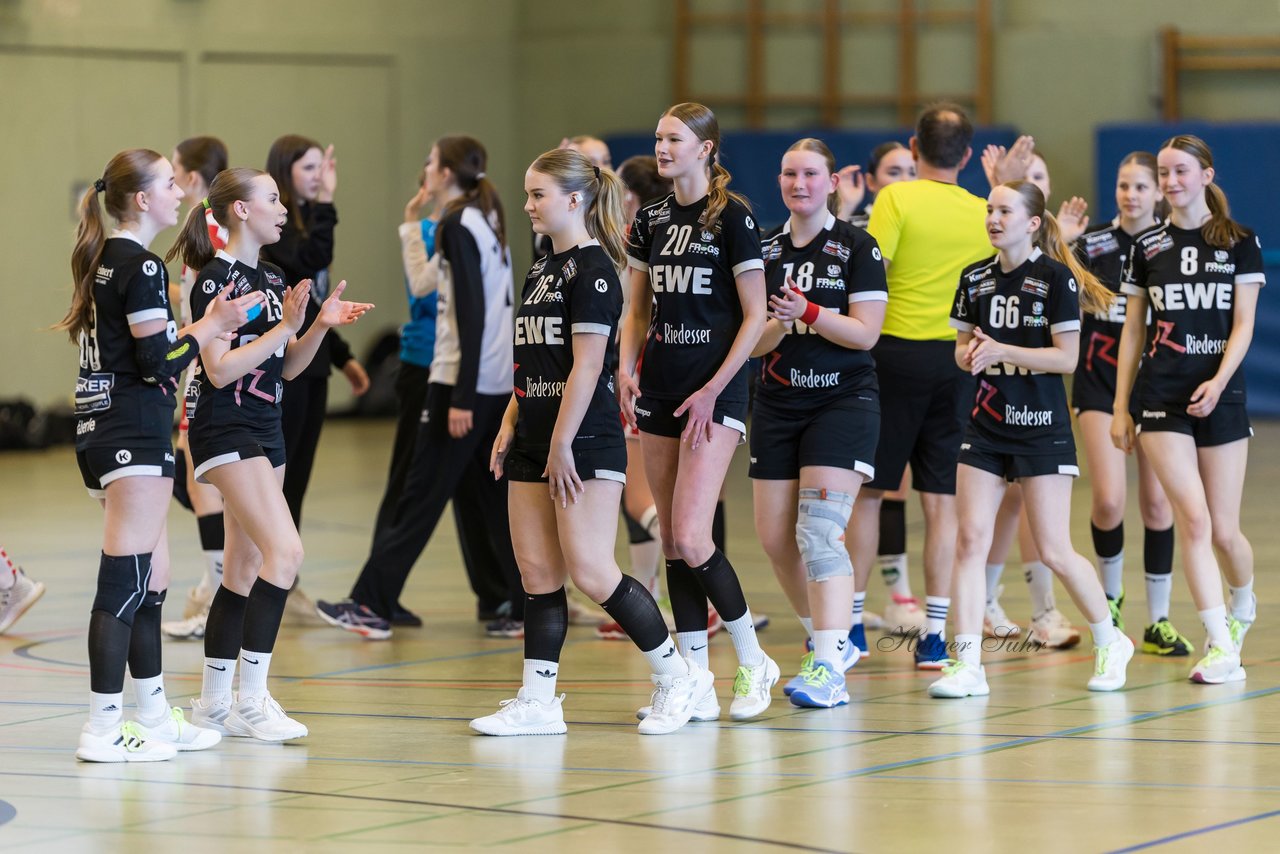 Bild 333 - wBJ SV Henstedt Ulzburg - Bramstedter TS : Ergebnis: 27:15